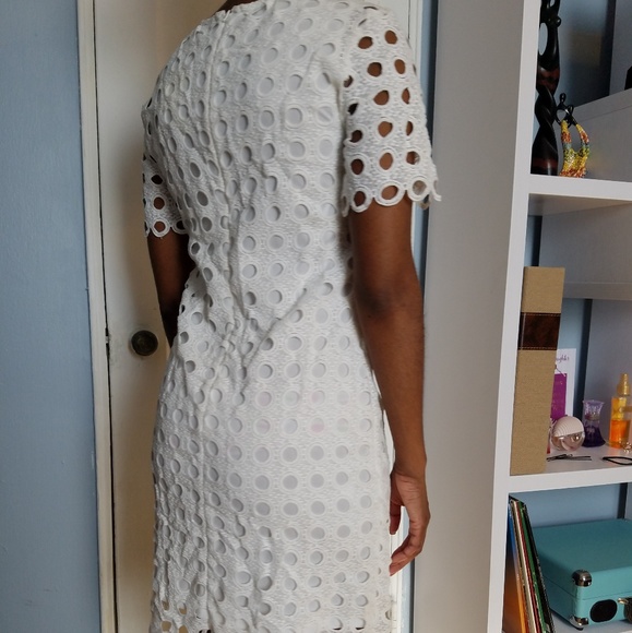 White Dress - Picture 4 of 4